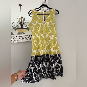 ✨St. John Metallic Neon Yellow and Black Floral Fit and Flare Dress✨